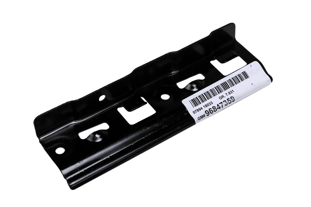 GM Genuine Parts Passenger Side Rear Bumper Fascia Upper Bracket