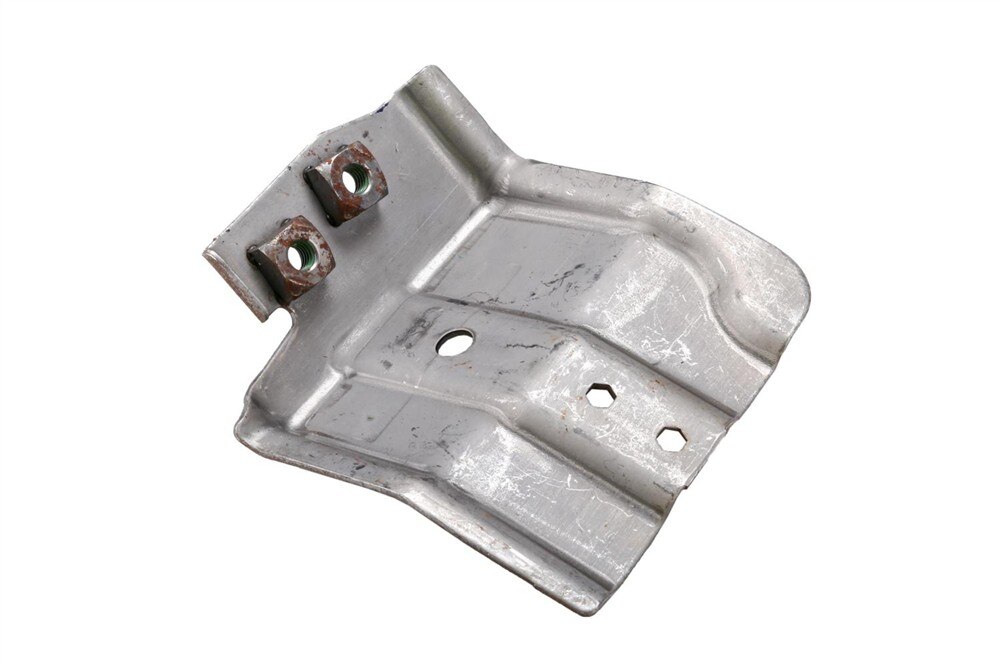 GM Genuine Parts Passenger Side Instrument Panel Bracket