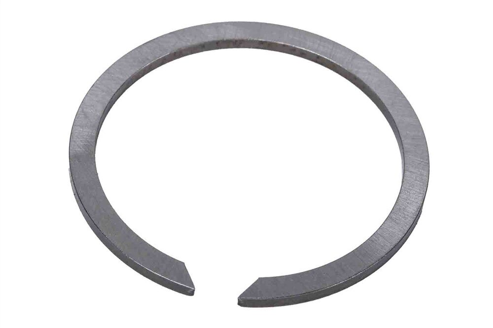 GM Genuine Parts Transfer Case Two/Four Wheel Drive Sprocket Retaining Ring