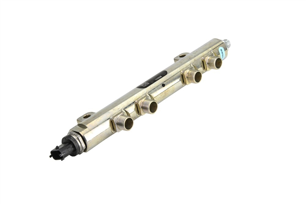 GM Genuine Parts Fuel Injector Rail (Programming Required)