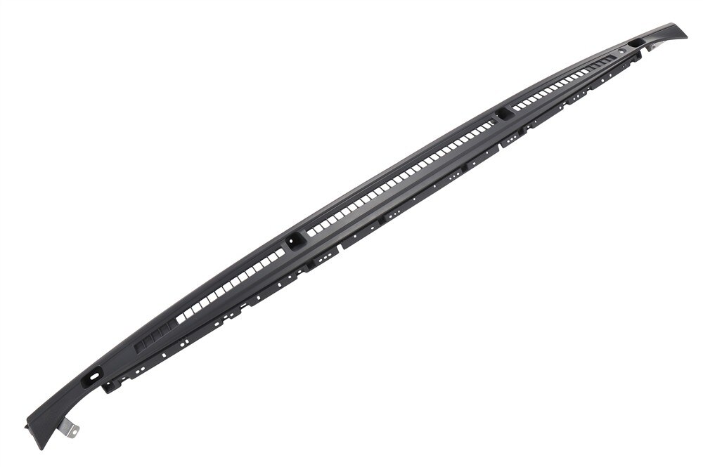 GM Genuine Parts Windshield Defroster Nozzle Grille