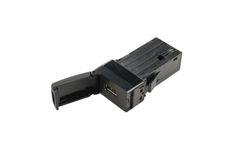 GM Genuine Parts USB Receptacle