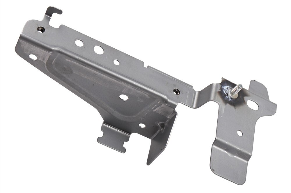 GM Genuine Parts Passenger Side Headlamp Bracket
