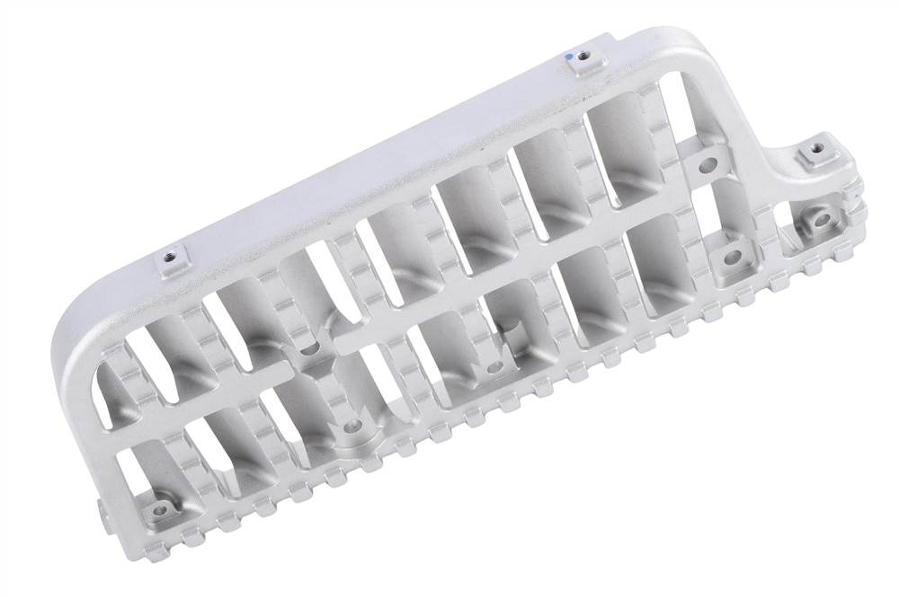 GM Genuine Parts Driver Side Tread Plate