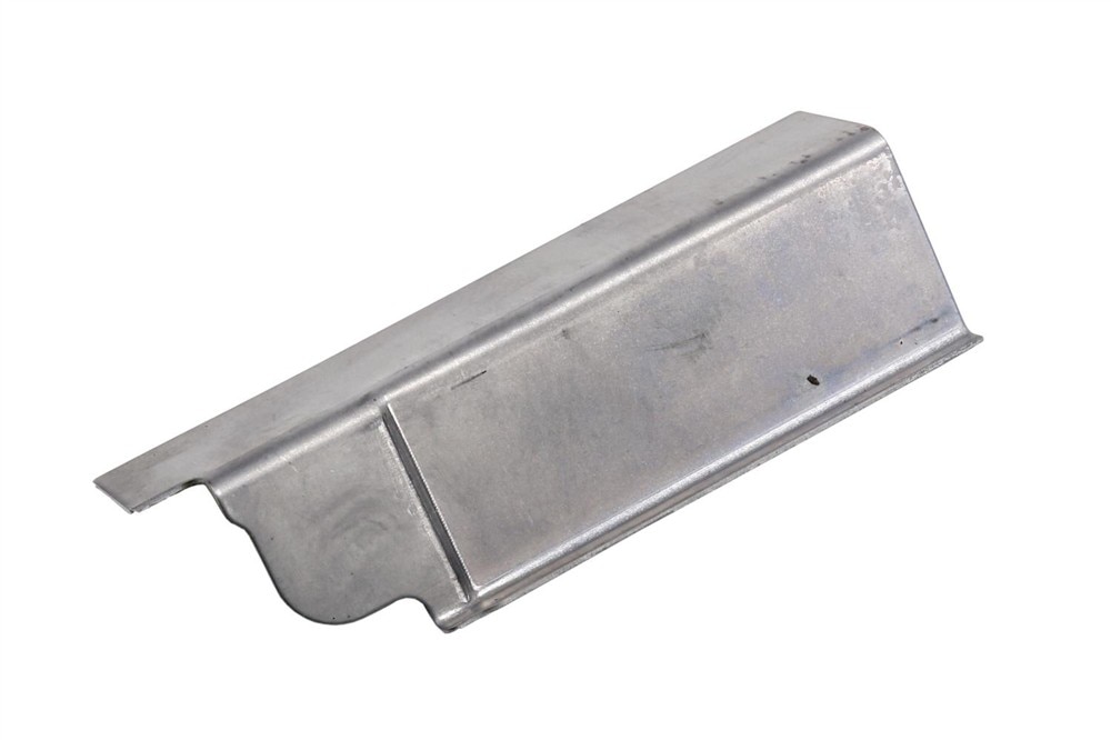 GM Genuine Parts Driver Side External Side Trim Bracket