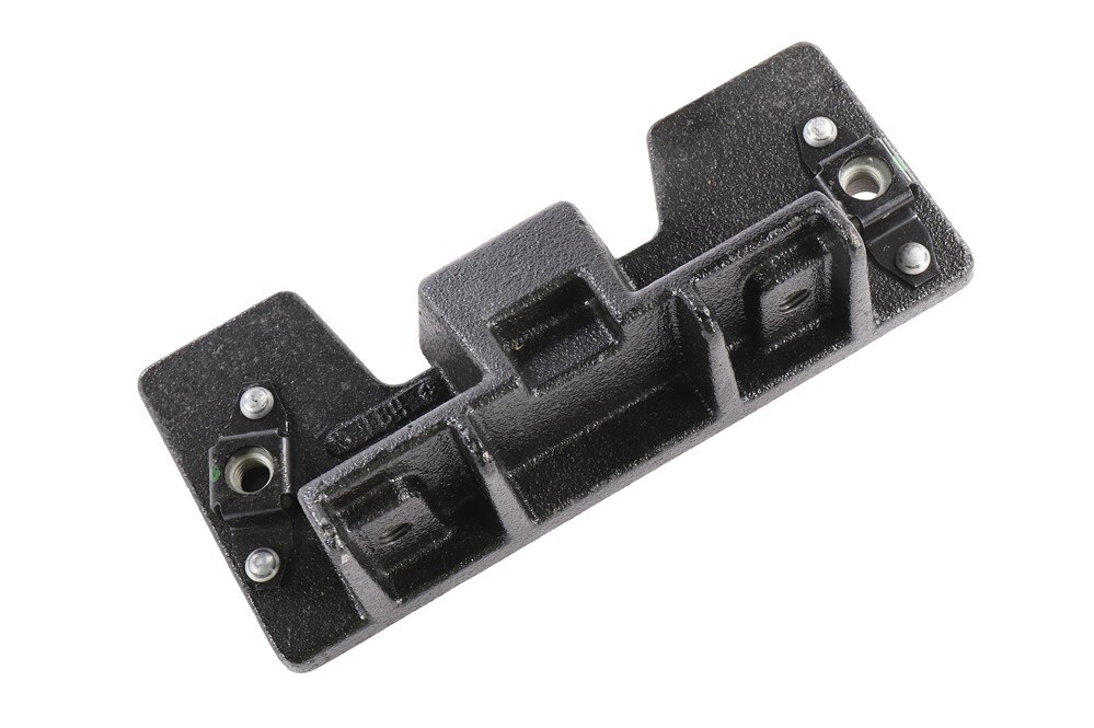 GM Genuine Parts Front Engine Mount Bracket