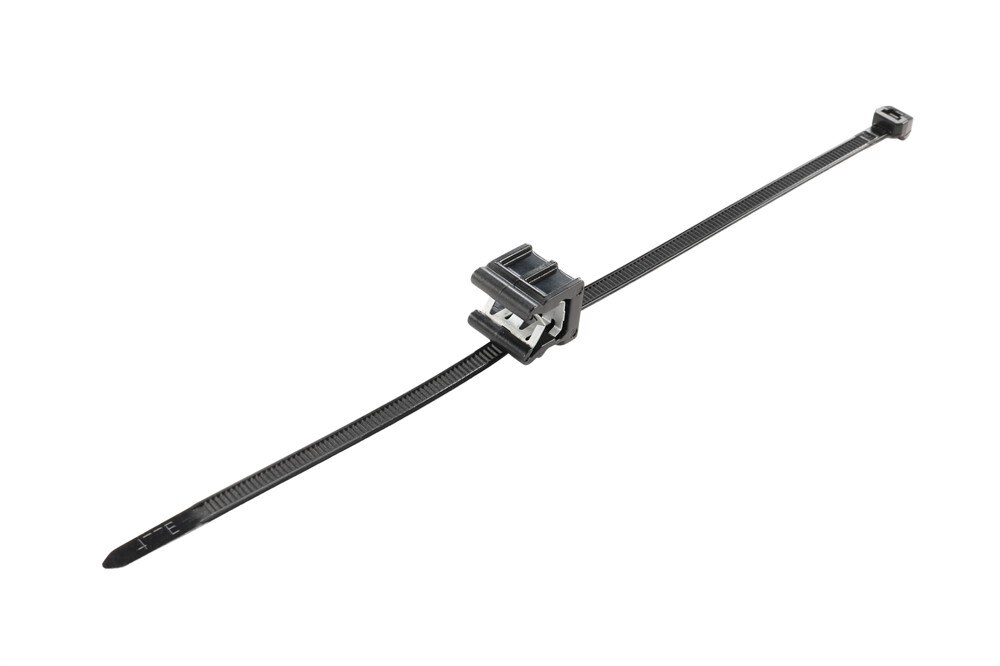 GM Genuine Parts Cooling Pedestrian Reservoir Hose Clip