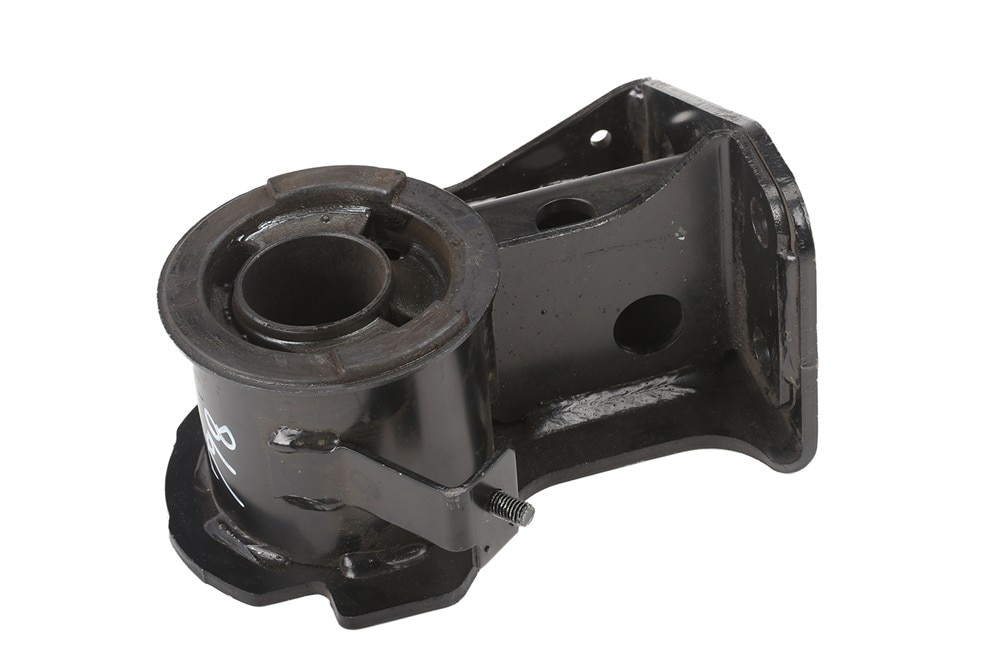 GM Genuine Parts Passenger Side Body Mount Bracket