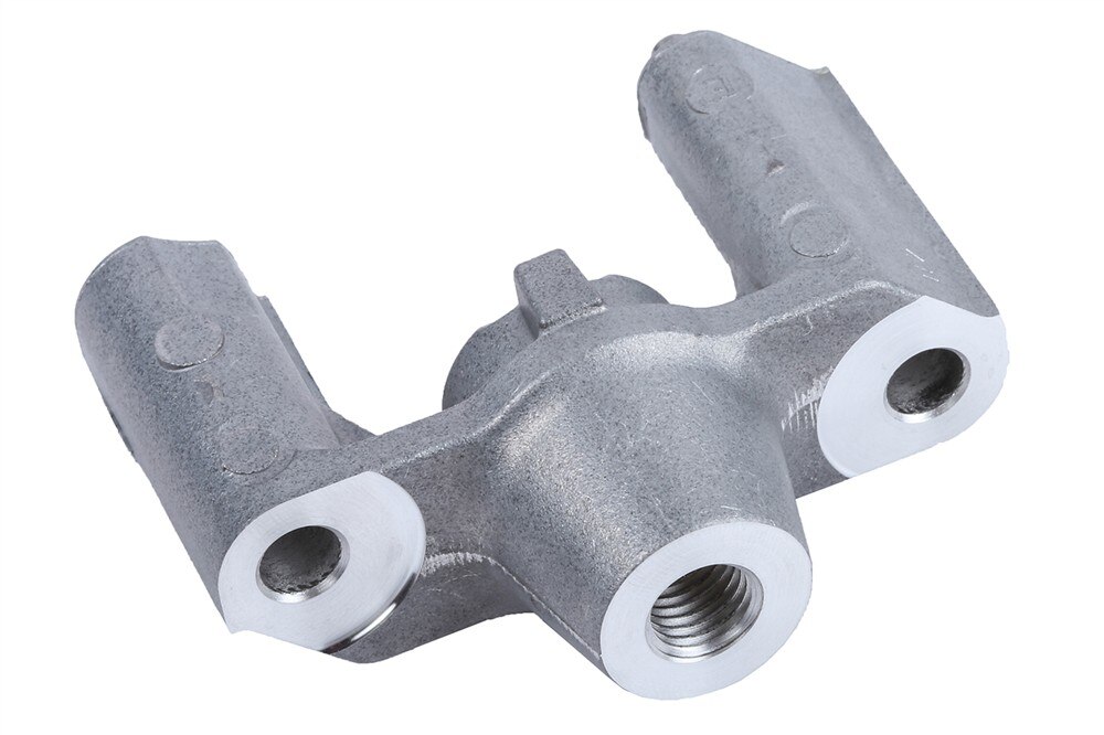 GM Genuine Parts Fuel Injection Fuel Rail Bracket