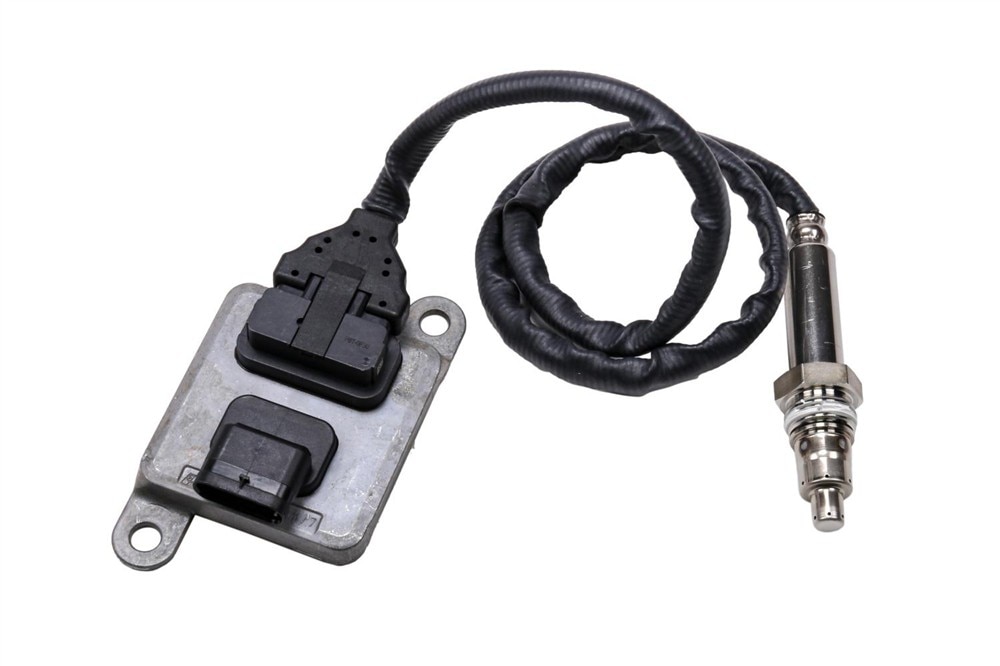 GM Genuine Parts Diesel Emissions Fluid (DEF) Tank Pressure Sensor