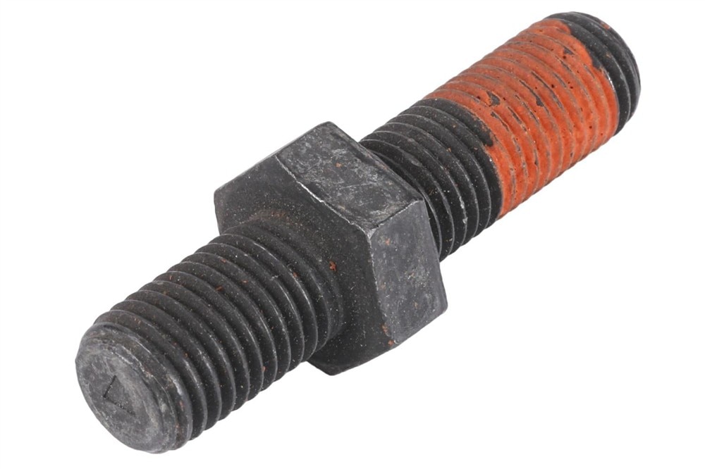 GM Genuine Parts Differential Carrier Stud