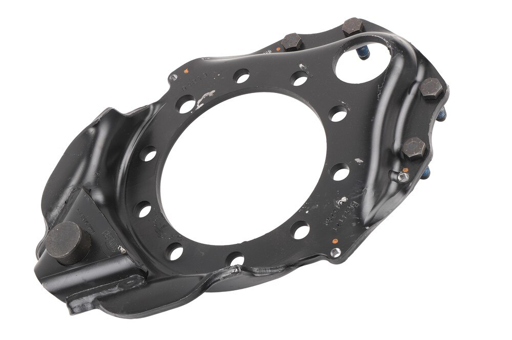GM Genuine Parts Rear Passenger Side Brake Chamber Bracket